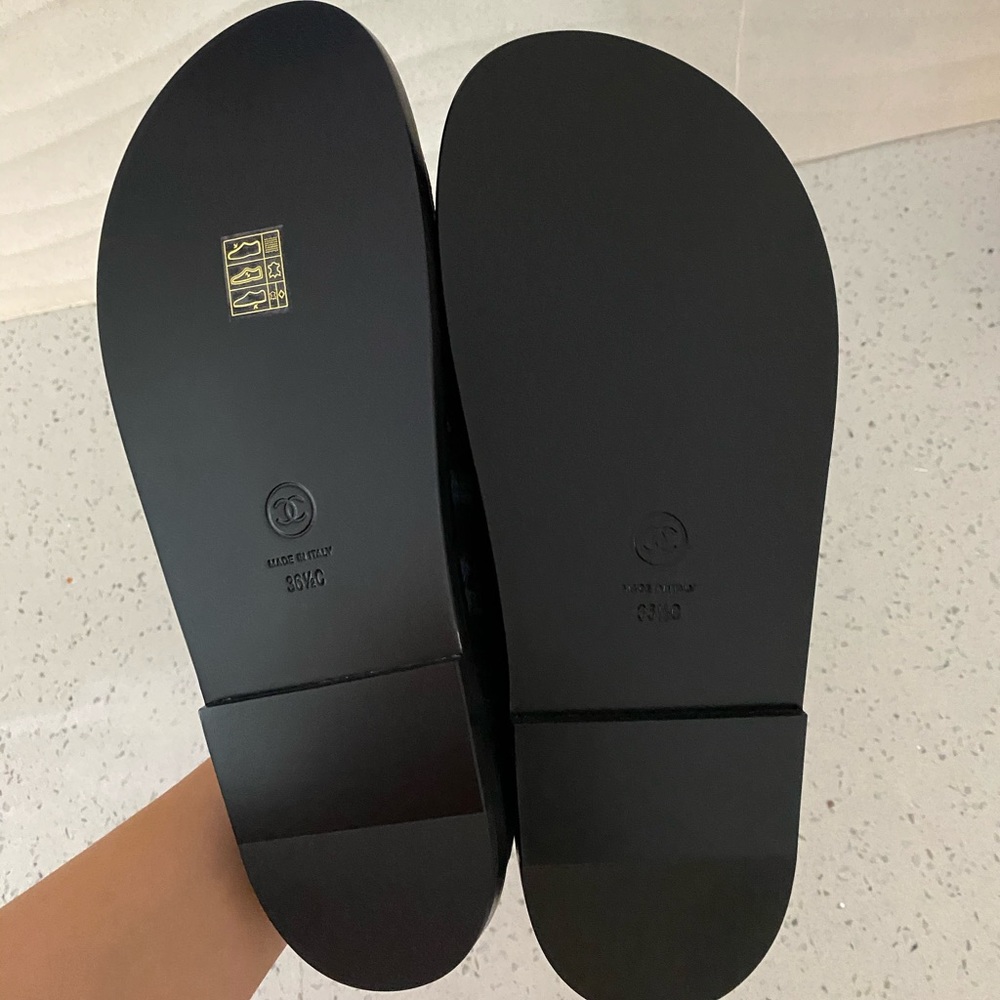 New CHANEL 2021 “dad” sandals - Picture 6 of 16
